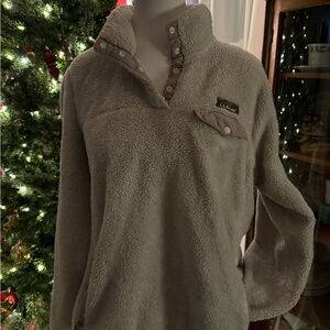 L.L. Bean Women's Cream Fleece Pullover Sweater